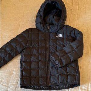 The North Face reversible Thermoball Quilted Black Boys Hooded Jacket